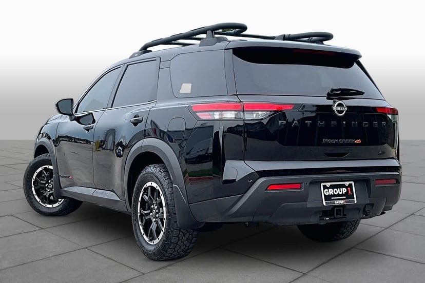 2023 Nissan Pathfinder - Image 12