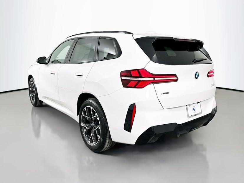 2026 BMW X3 - Image 7