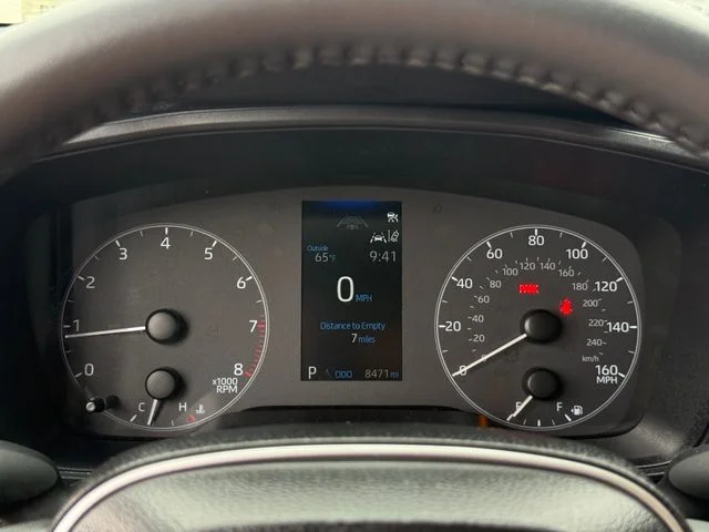 2025 Toyota Corolla - Image 16
