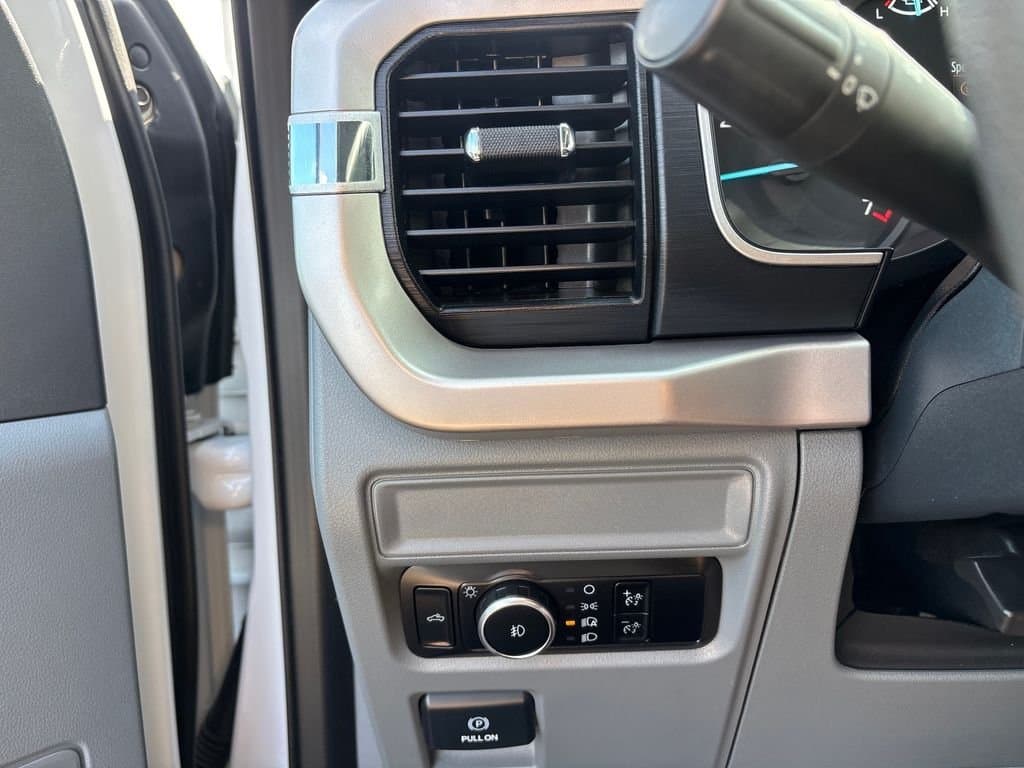 2023 Ford F-150 - Image 20