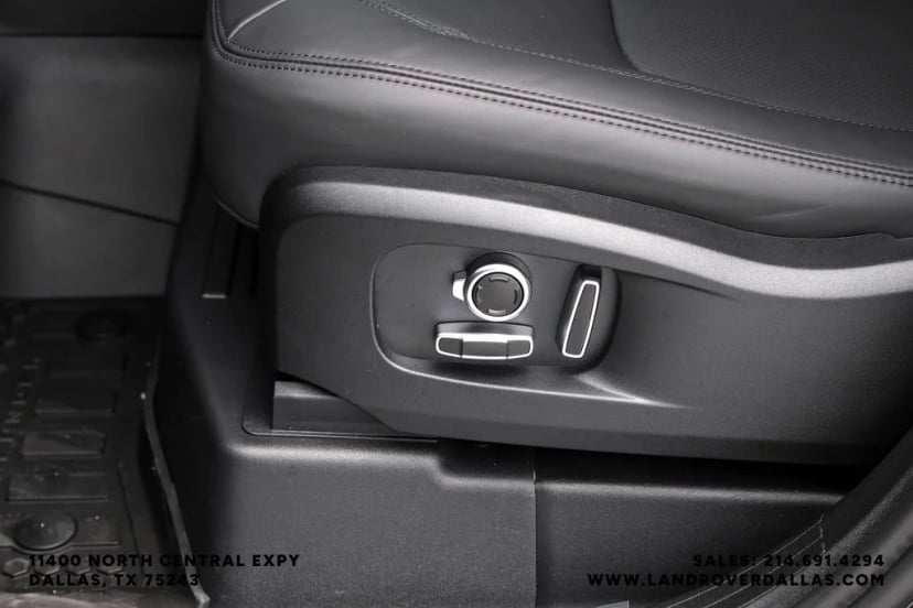 2026 Land Rover Defender 130 - Image 30