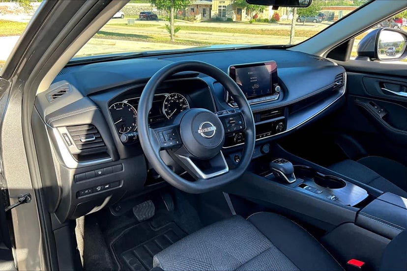 2024 Nissan Rogue - Image 18