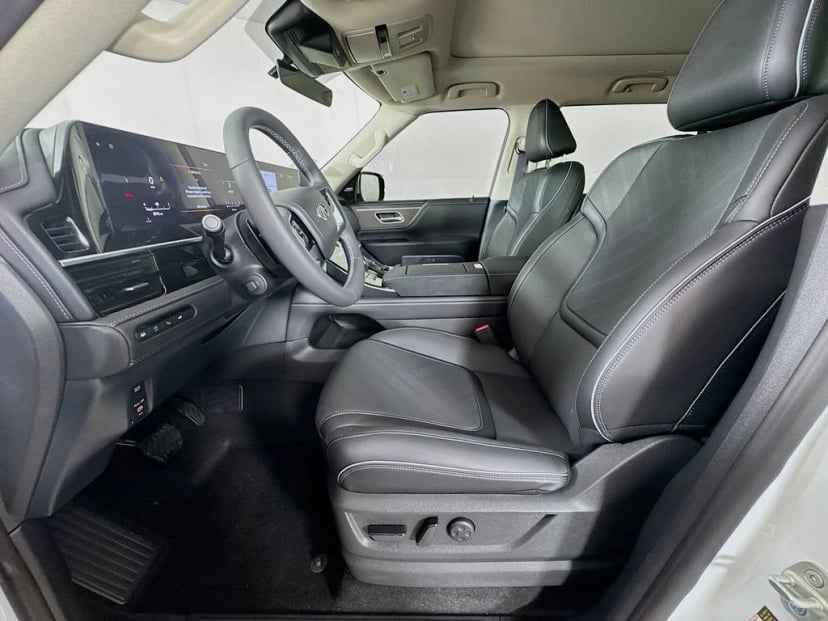 2026 INFINITI QX80 - Image 24