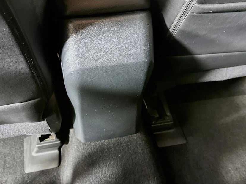 2017 Subaru Forester - Image 30