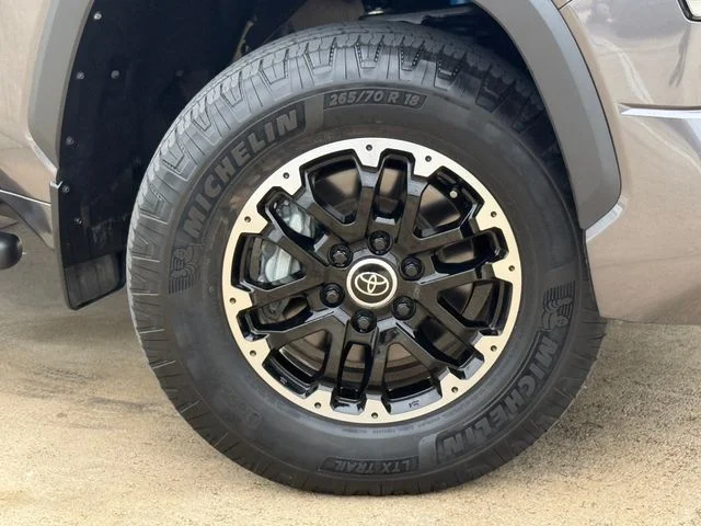 2023 Toyota Tundra - Image 2