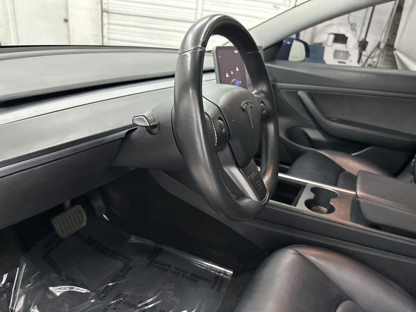 2021 Tesla Model 3 - Image 9