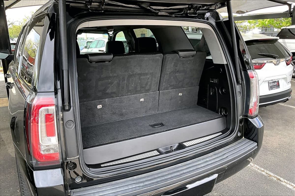 2018 GMC Yukon - Image 38