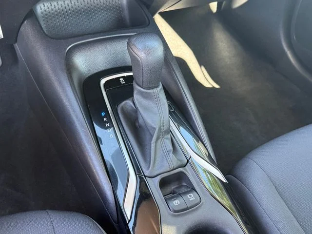 2022 Toyota Corolla - Image 17