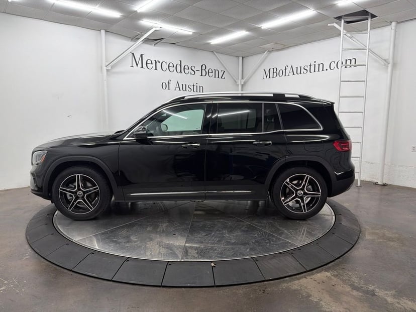 2026 Mercedes-Benz GLB - Image 1