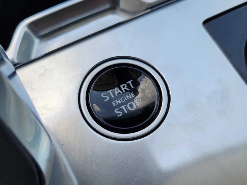 2023 Land Rover Range Rover - Image 21