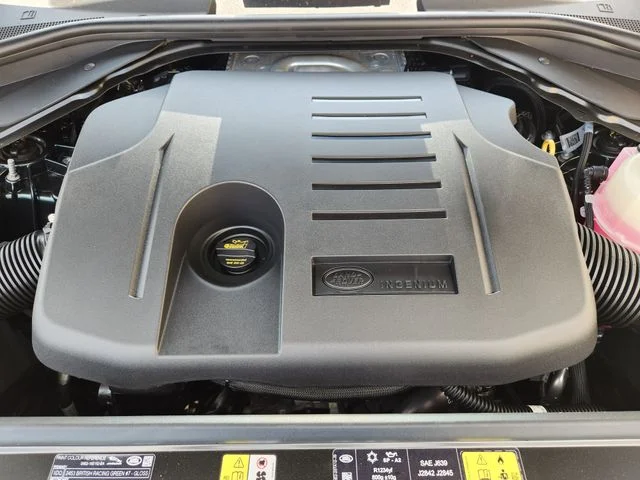 2026 Land Rover Range Rover - Image 29