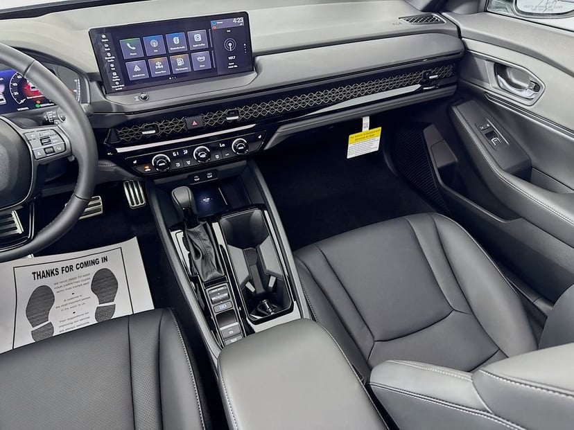 2026 Honda Accord Hybrid - Image 35