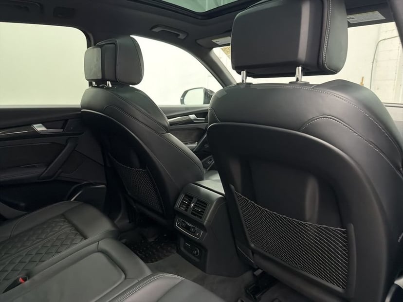 2020 Audi SQ5 - Image 25