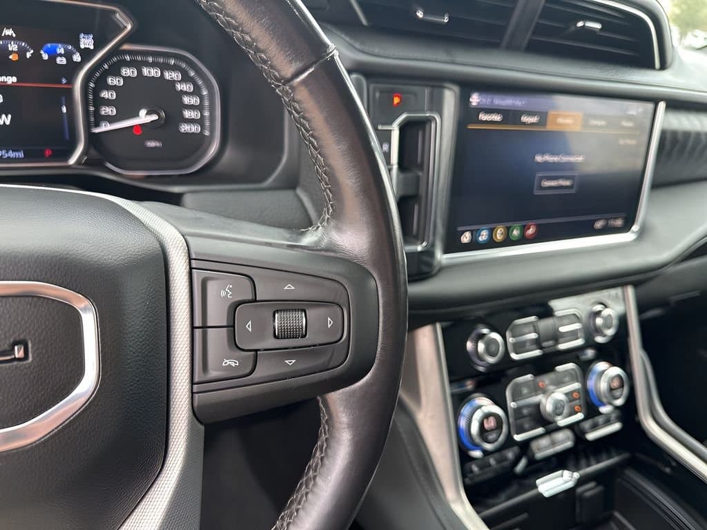 2021 GMC Yukon - Image 31