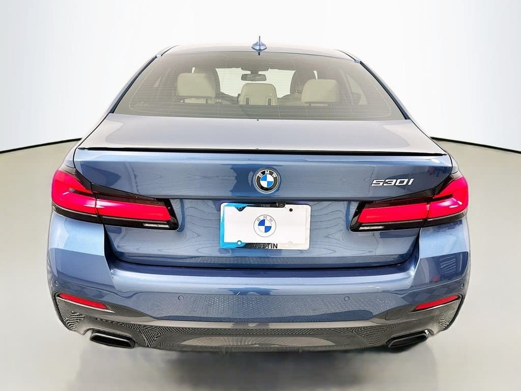 2023 BMW 5 Series - Image 6