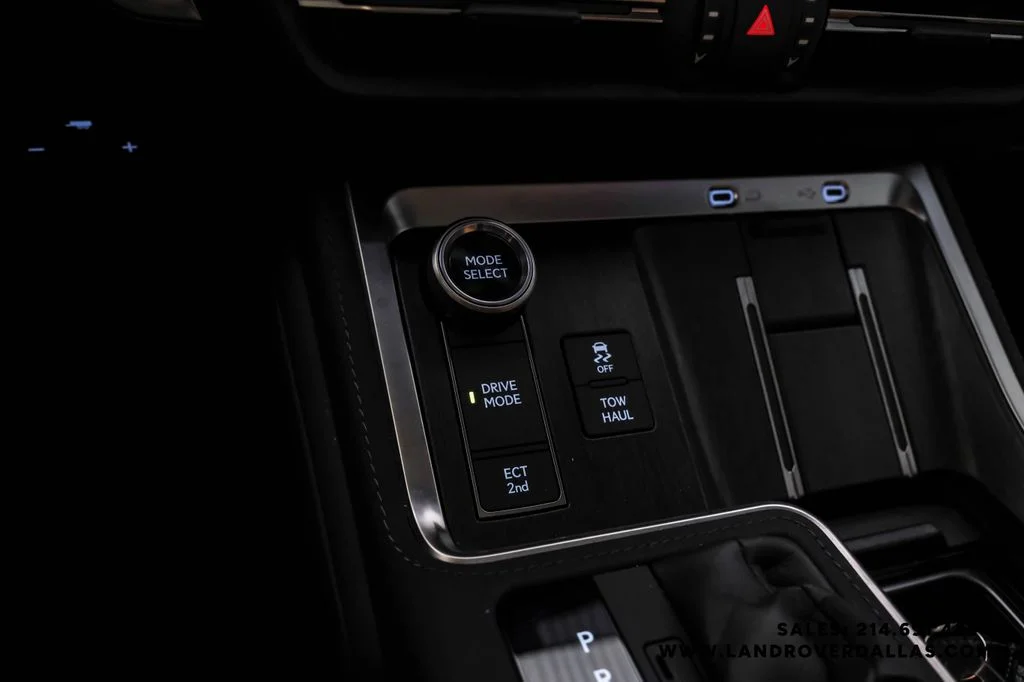 2024 Lexus GX - Image 27
