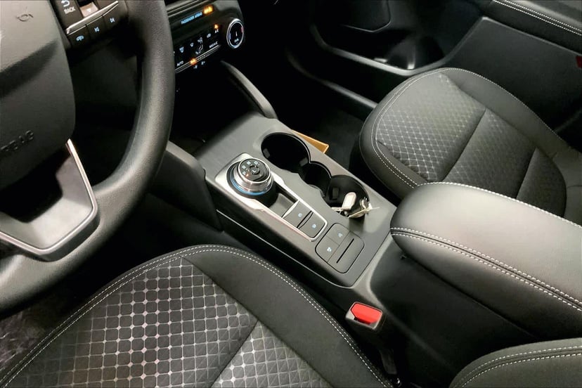 2026 Ford Escape - Image 4