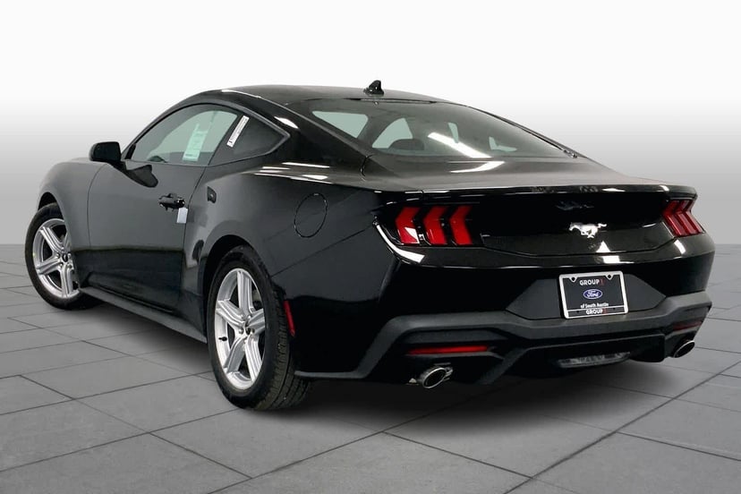 2026 Ford Mustang - Image 11