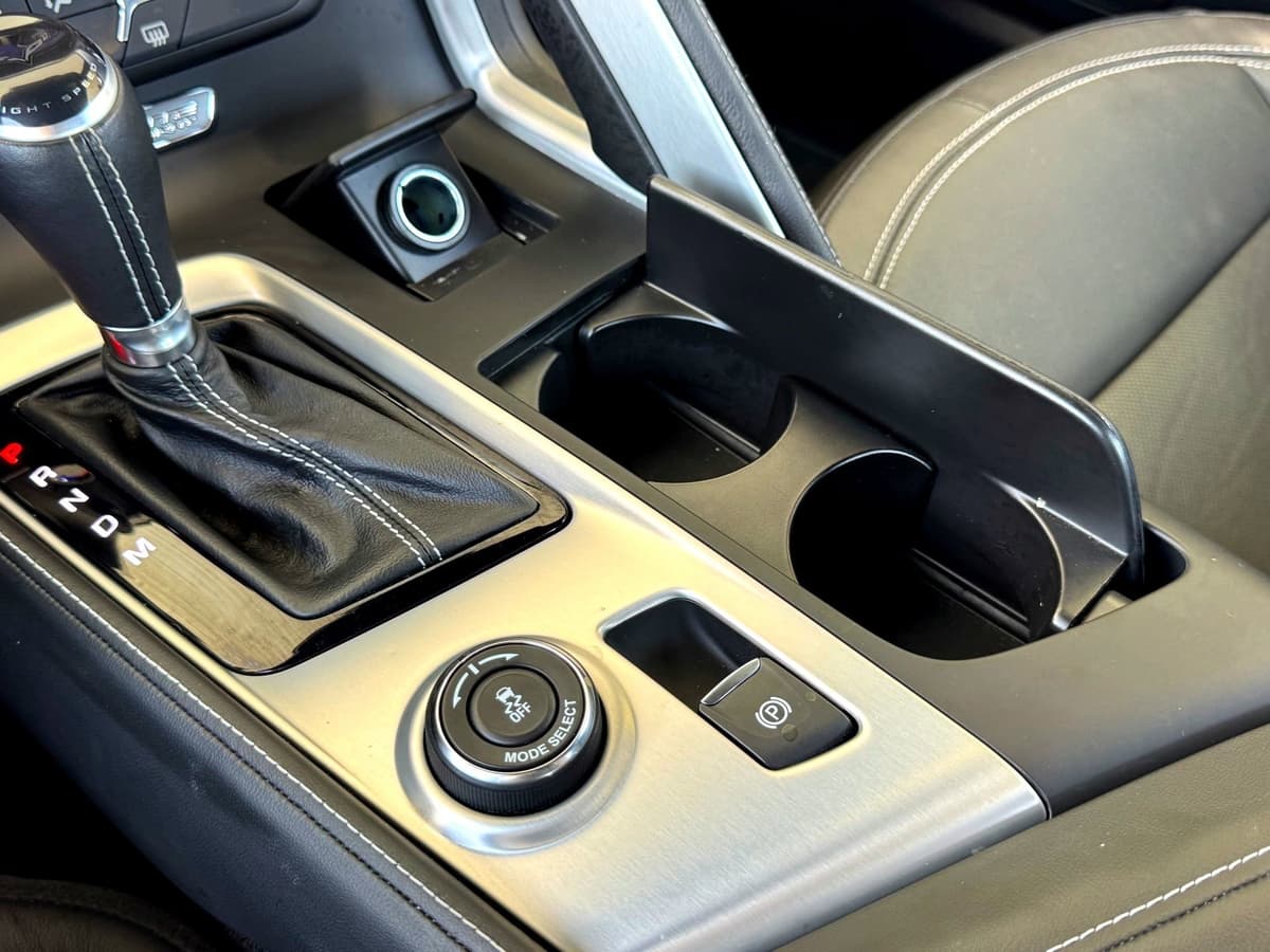 2019 Chevrolet Corvette - Image 29