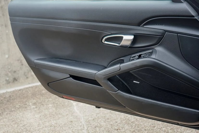 2014 Porsche Cayman - Image 26