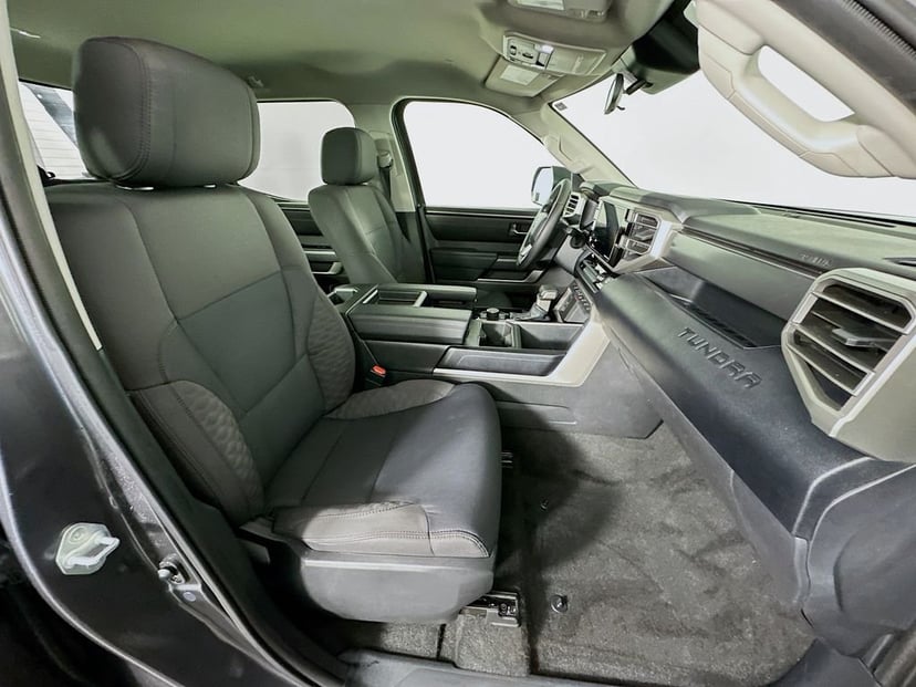 2024 Toyota Tundra - Image 27