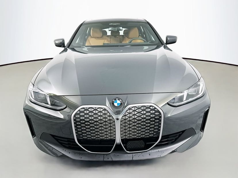 2026 BMW i4 - Image 2
