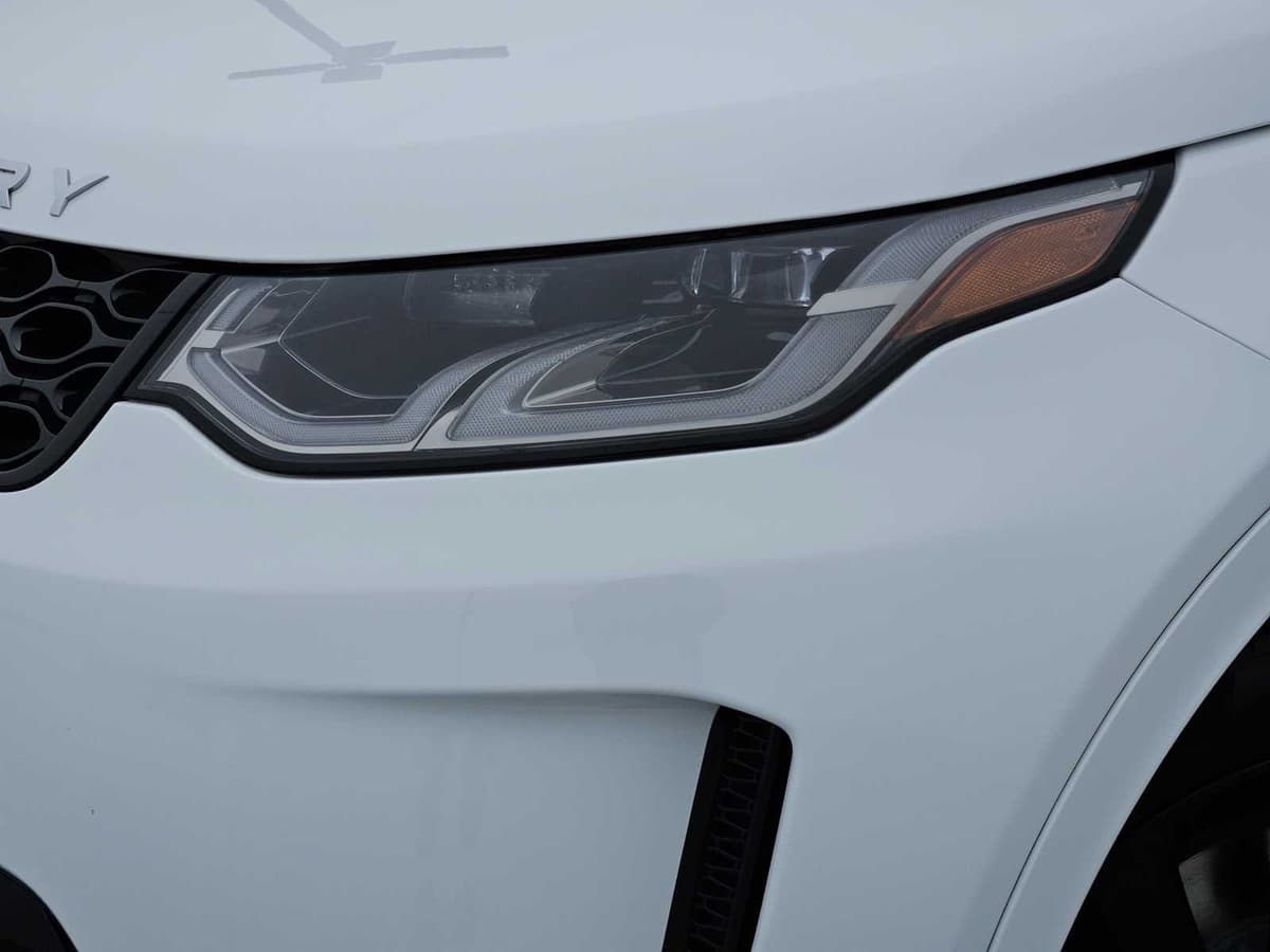 2025 Land Rover Discovery Sport - Image 8