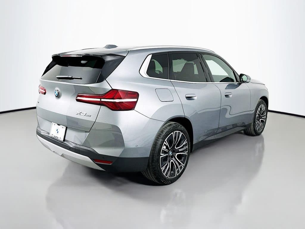 2025 BMW X3 - Image 5