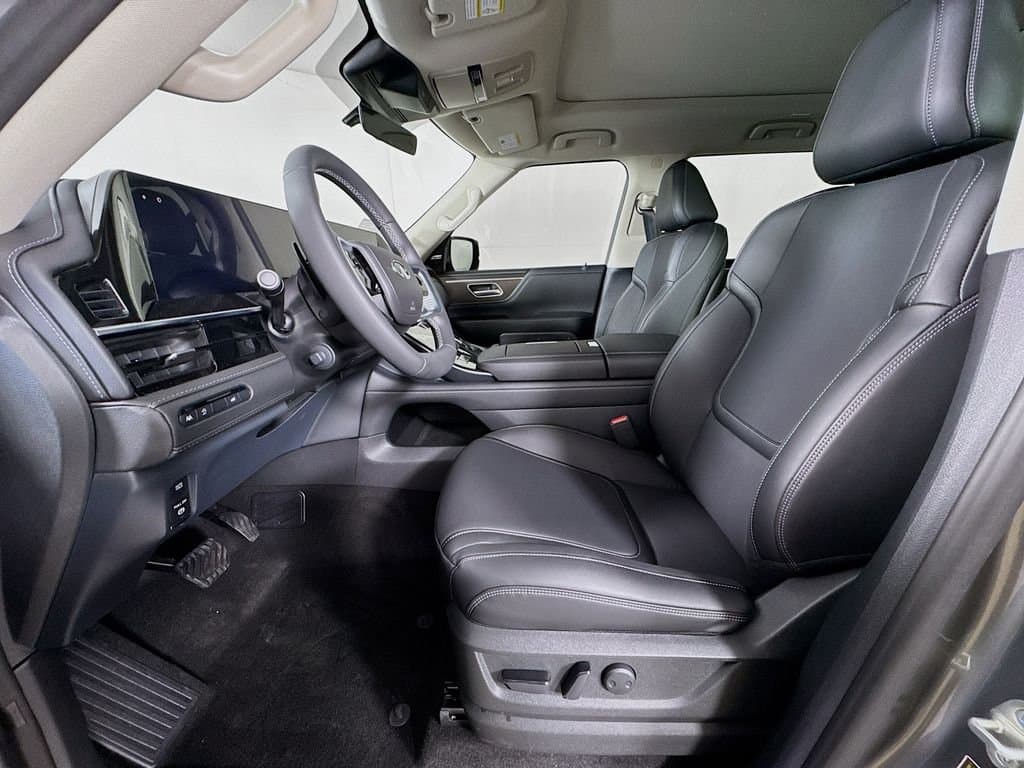 2026 INFINITI QX80 - Image 25