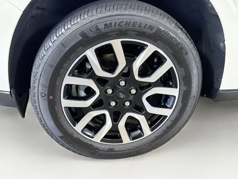 2024 Ford Maverick - Image 38