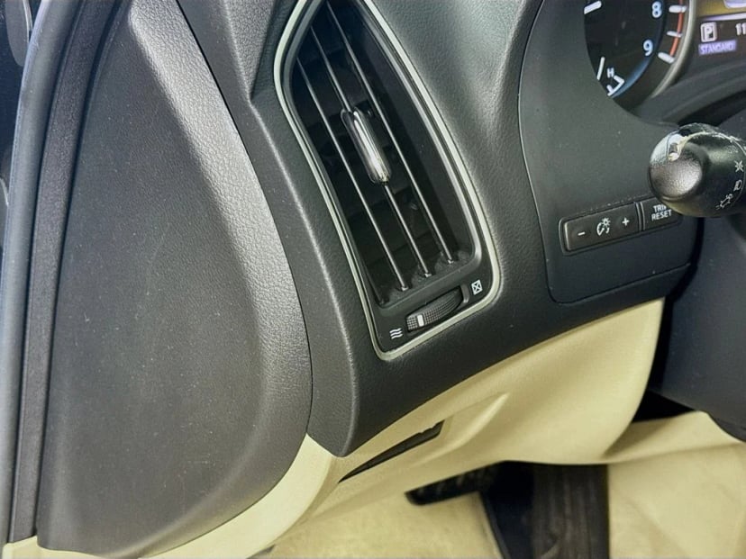 2018 INFINITI Q50 - Image 11