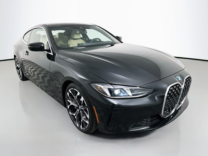 2025 BMW 4 Series - Image 3