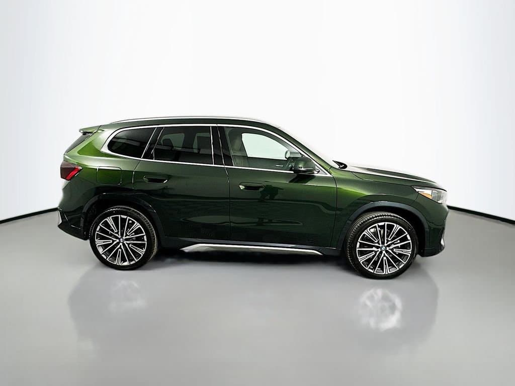 2025 BMW X1 - Image 4