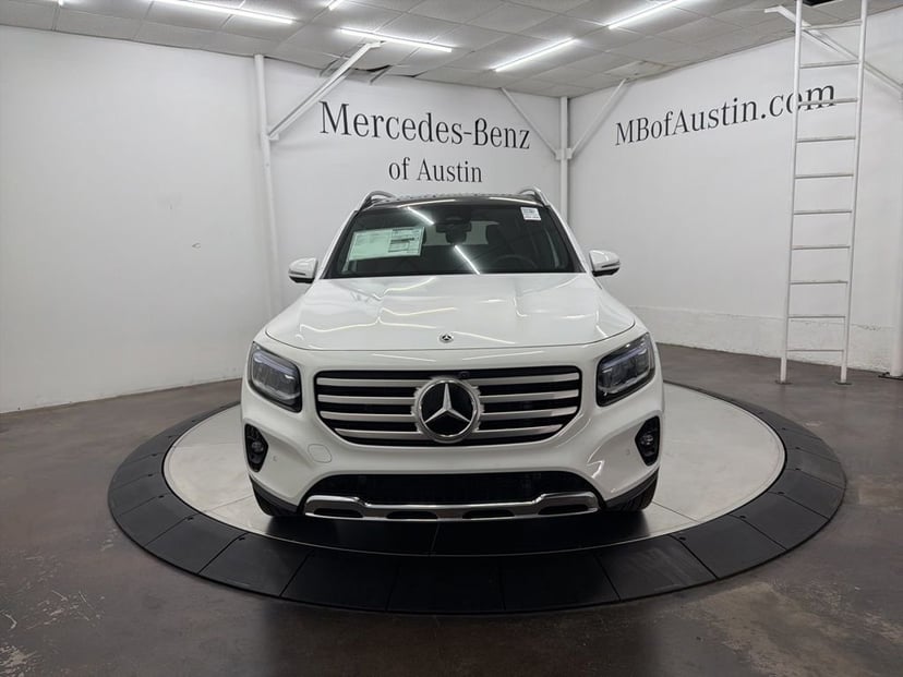 2026 Mercedes-Benz GLB - Image 2