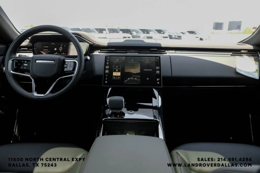 2026 Land Rover Range Rover Sport - Image 13
