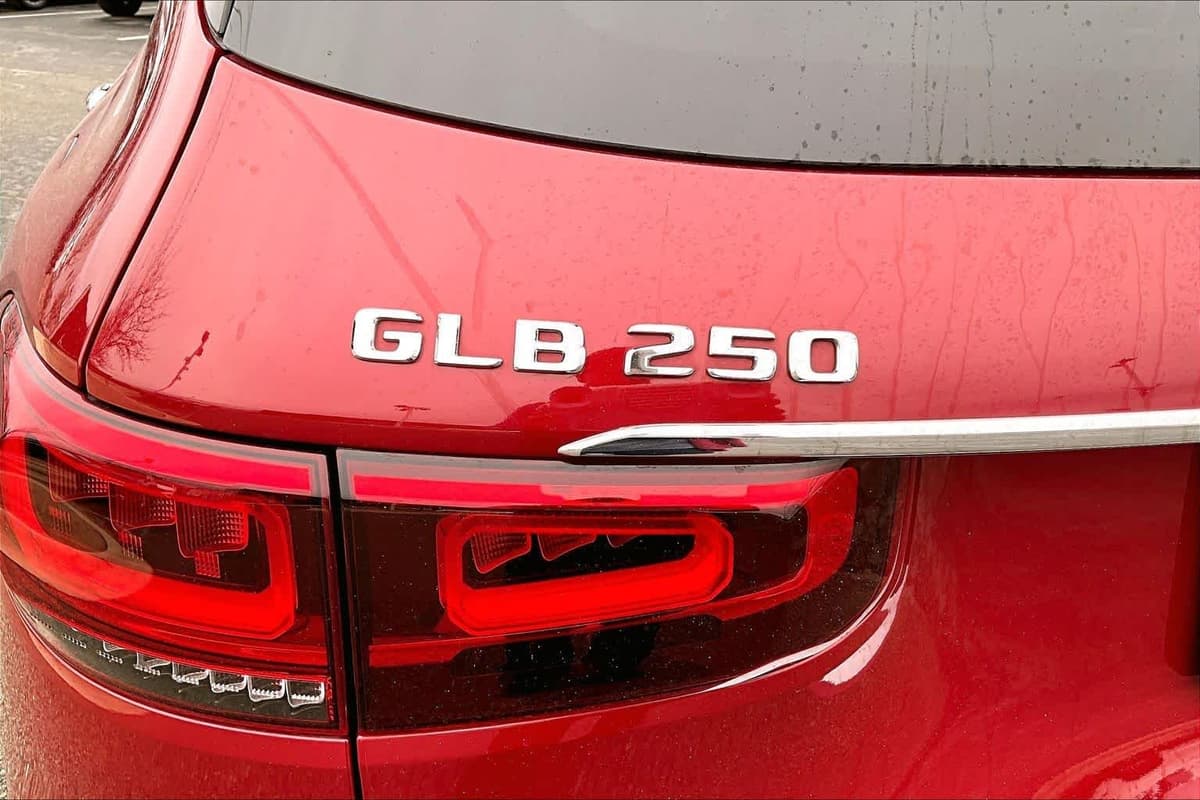 2022 Mercedes-Benz GLB 250 - Image 10