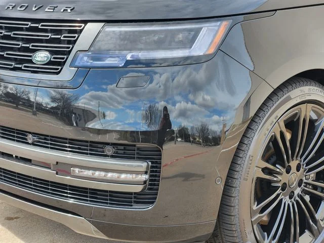 2026 Land Rover Range Rover - Image 5