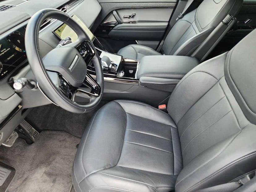 2024 Land Rover Range Rover Sport - Image 12