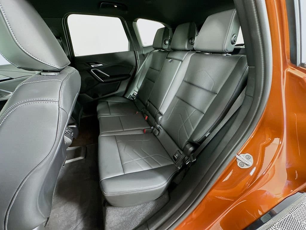 2025 BMW X1 - Image 24