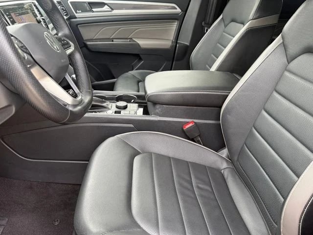 2022 Volkswagen Atlas Cross Sport - Image 12