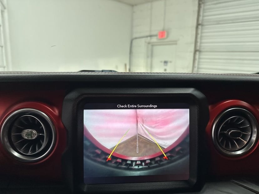 2019 Jeep Wrangler - Image 15