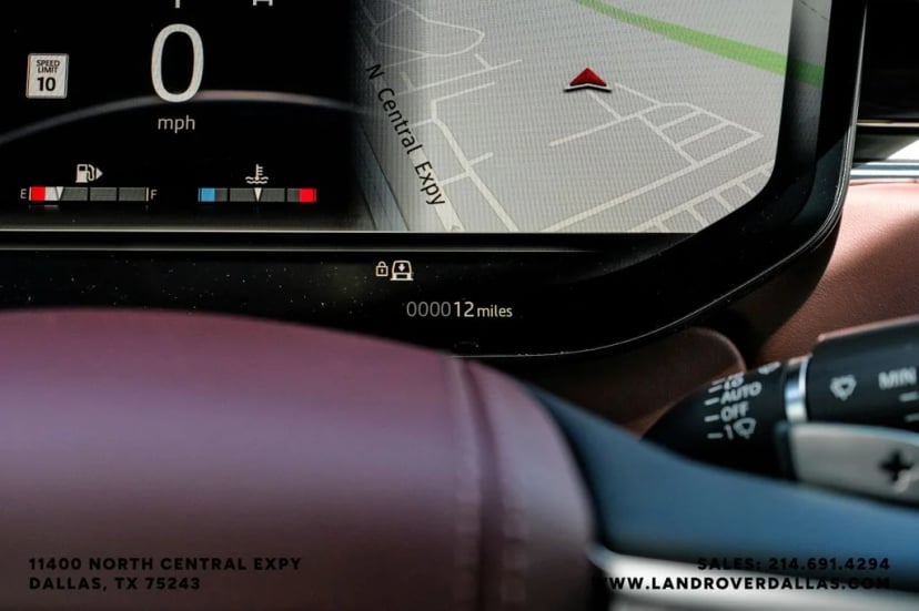 2026 Land Rover Range Rover - Image 23