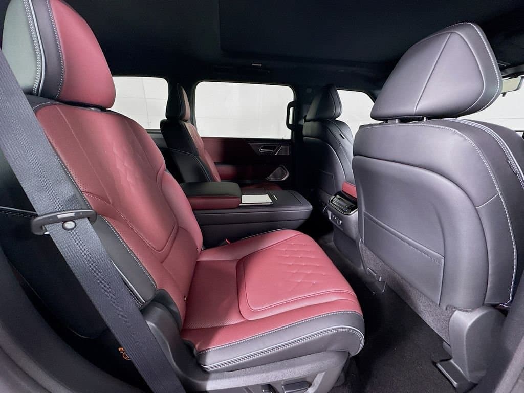 2026 INFINITI QX80 - Image 36