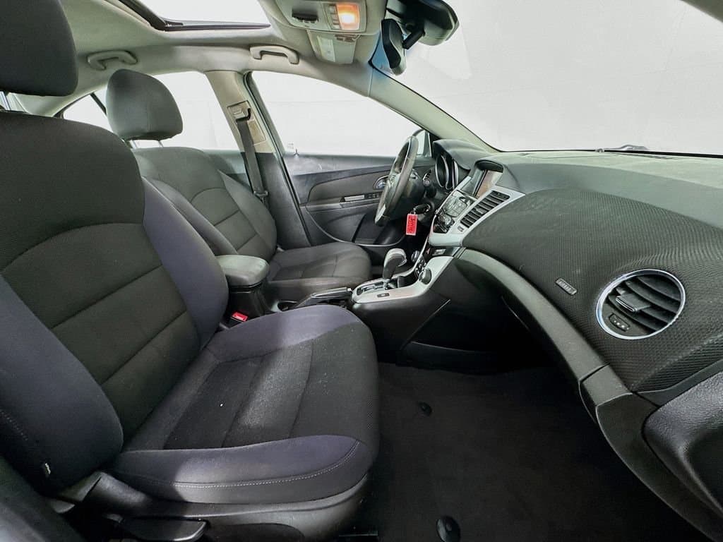 2014 CHEVROLET Cruze - Image 35