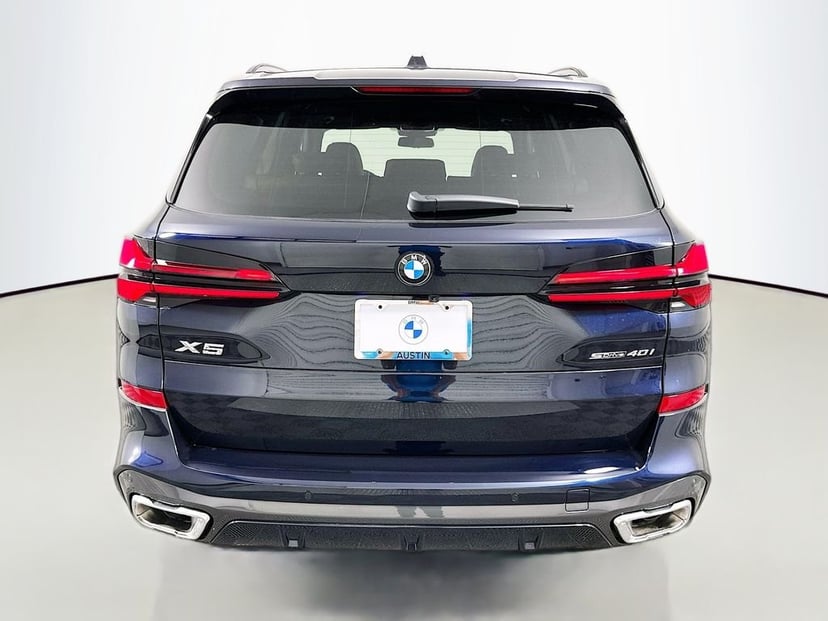 2026 BMW X5 - Image 6