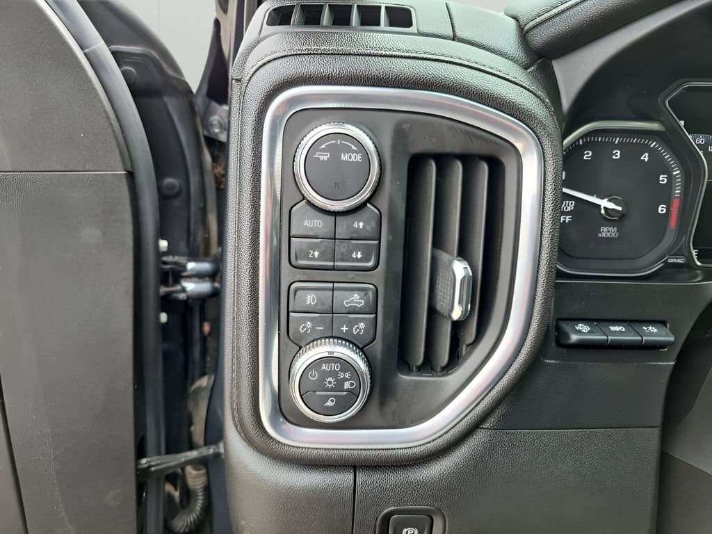 2021 GMC Sierra 1500 - Image 33
