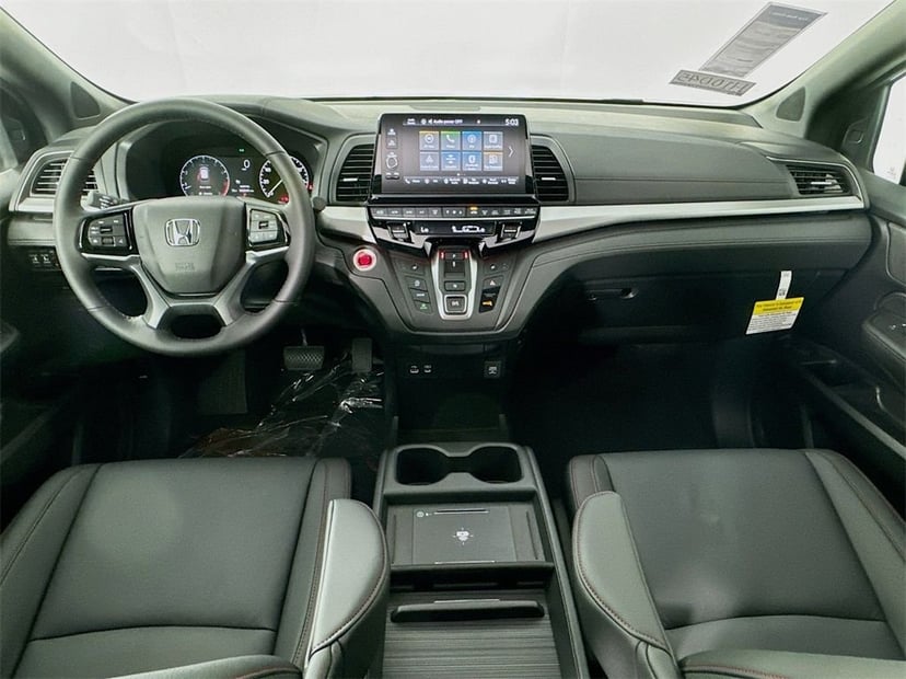 2026 Honda Odyssey - Image 31