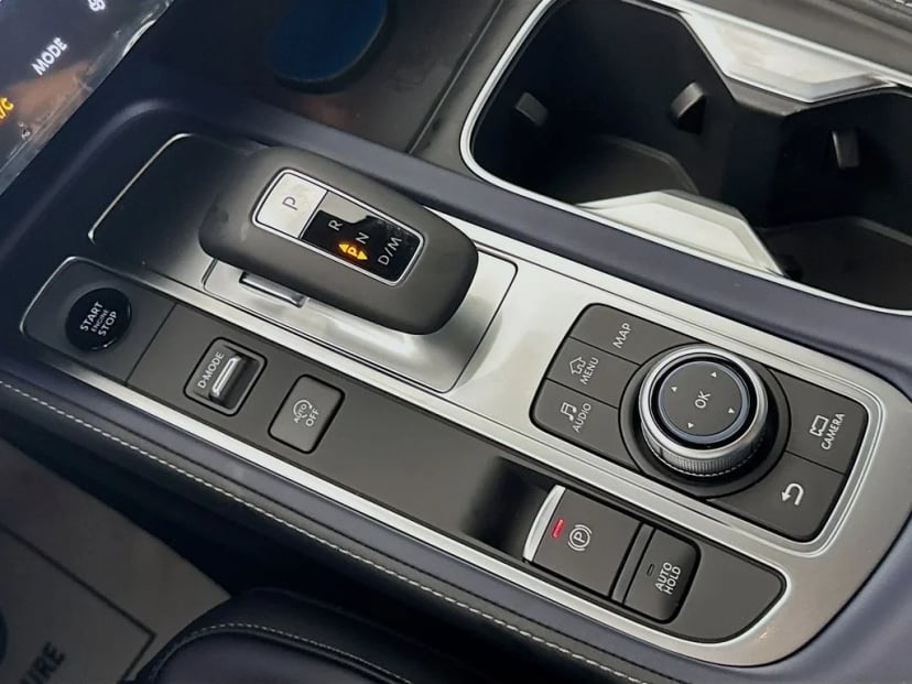 2027 INFINITI QX60 - Image 20