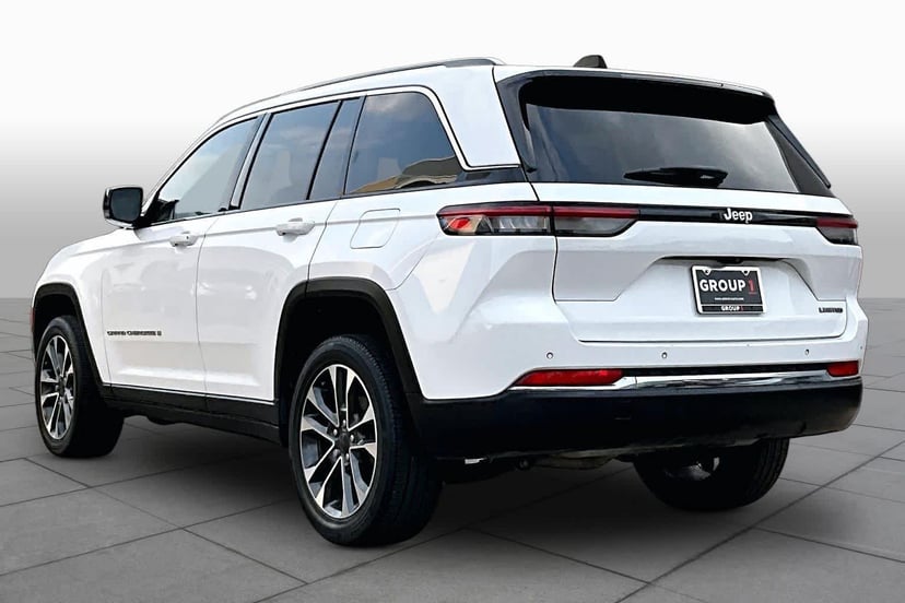 2023 Jeep Grand Cherokee - Image 12