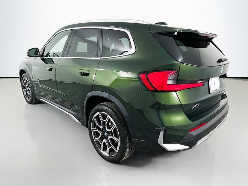 2025 BMW X1 - Image 7